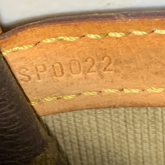 💕👜LOUIS VUITTON Reporter PM Crossbody Shoulder Bag Monogram Leather - Picture 12 of 16